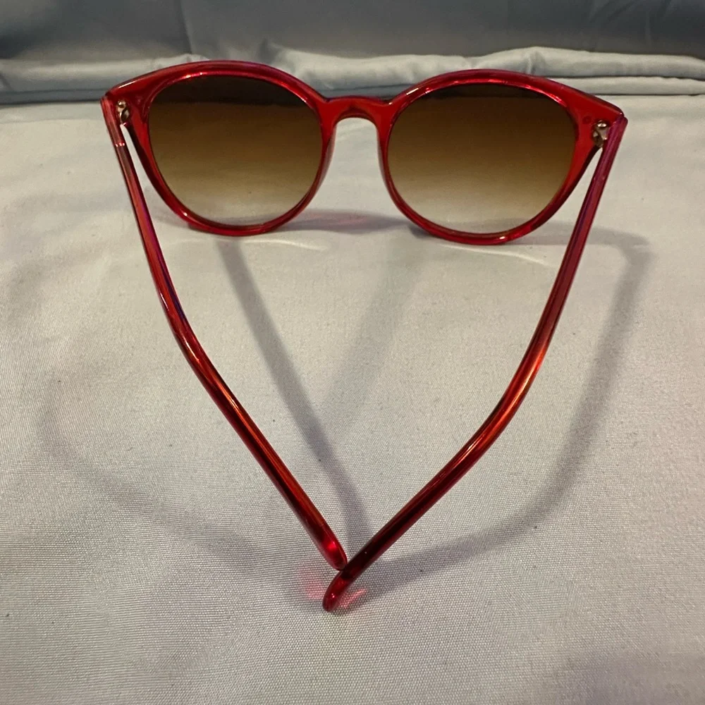 Liz Claiborne sunglasses readers +2.00 vintage‎ frames